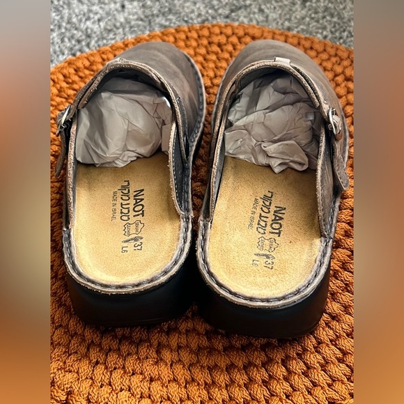 Naot  Leather Loafers Slip-Ons - Picture 4 of 7